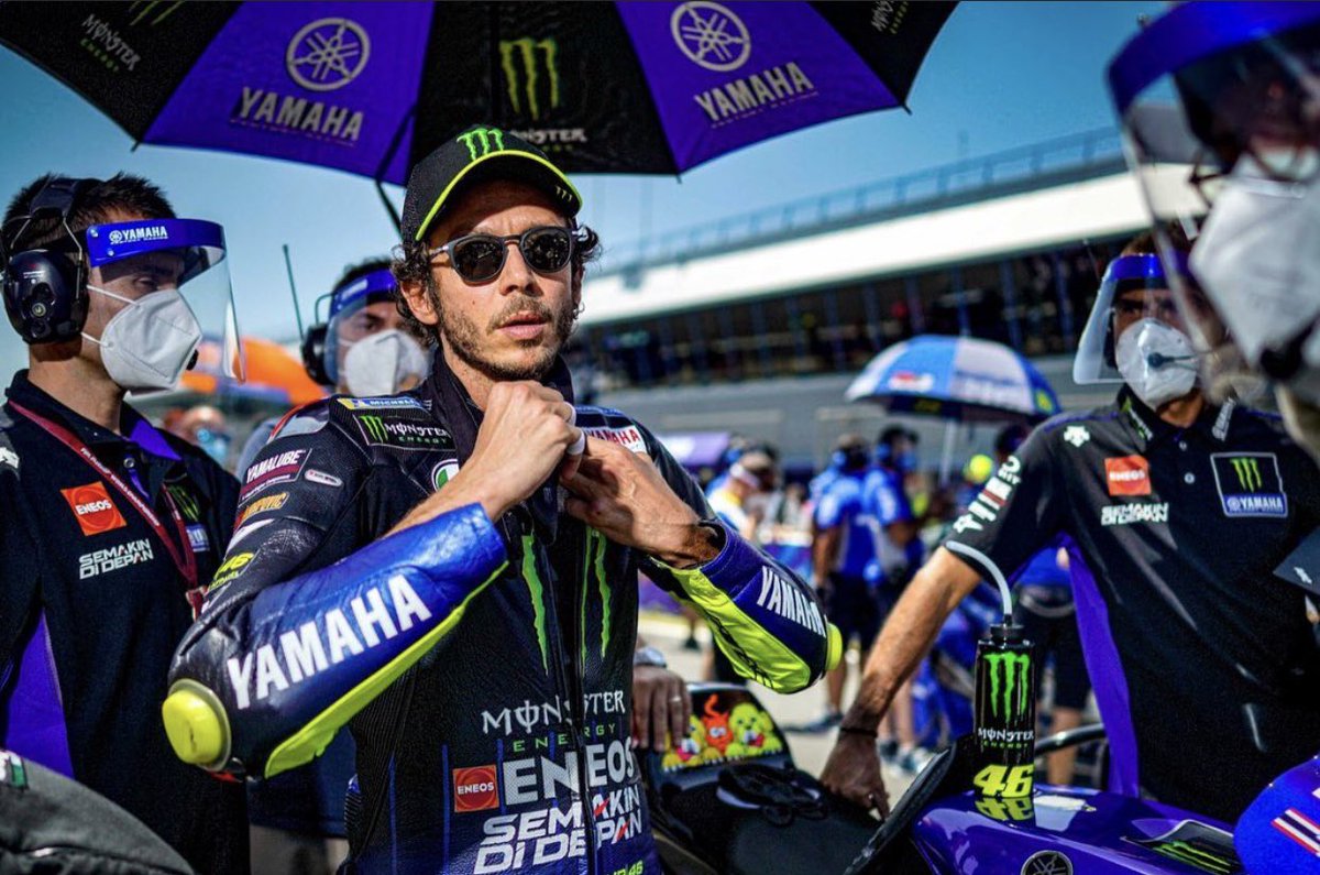 ValeYellow46's tweet photo. Circuito de Jerez,Spain
Sunday,MotoGp Race 
📸 @FAlex79 @GigiSoldano https://t.co/wbROkDBaiG
