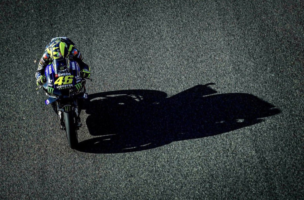 ValeYellow46's tweet photo. Circuito de Jerez,Spain
Sunday,MotoGp Race 
📸 @FAlex79 @GigiSoldano https://t.co/E6y3I1gxQt