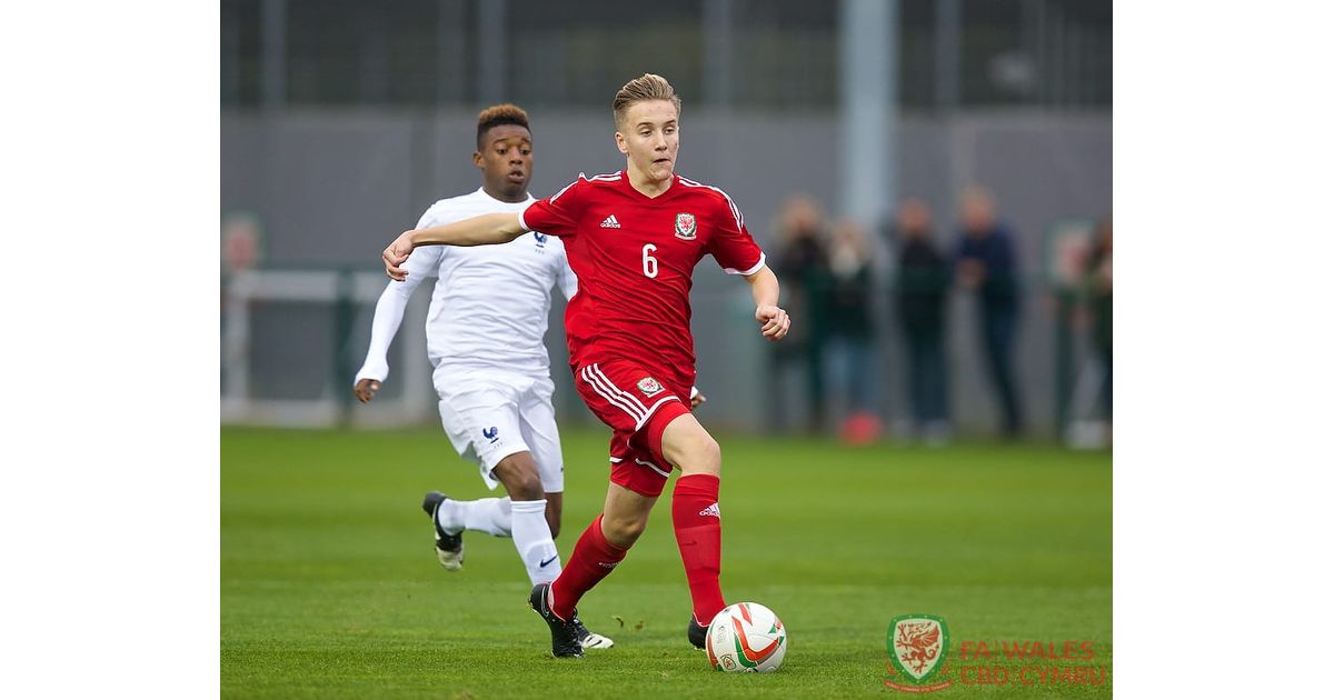 RedditchUtd's tweet photo. NEW SIGNING | Former Wales Youth International Signs For Reds
https://t.co/h57Ygwyobn https://t.co/3dSV3zQokA