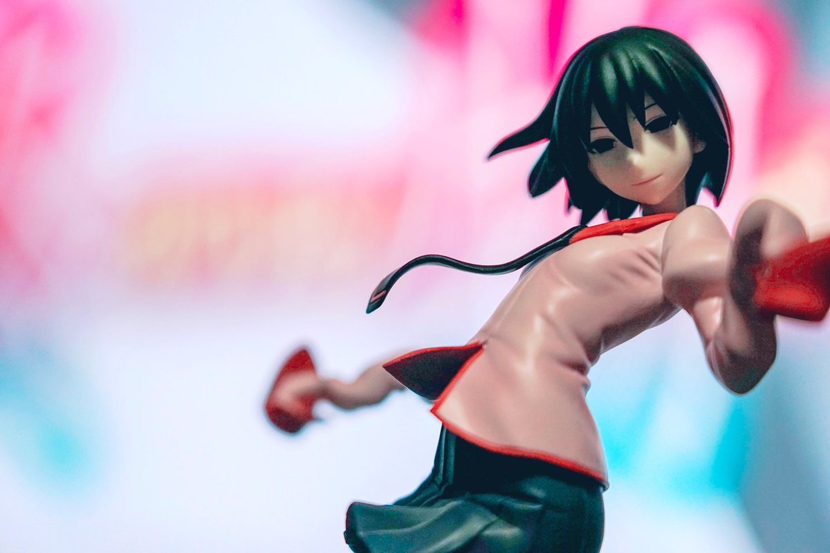 堕花 オチバナ 観測者花組 久しぶりにフィギュア撮影 物語シリーズで最推し 忍野扇 Cv 水橋かおりさんも最推し声優 ポーズもいいけど 台座がカッコイイんだ F4で室内は暗い シグマの24 70mmf2 8artレンズ欲しい 物語シリーズ 忍野扇