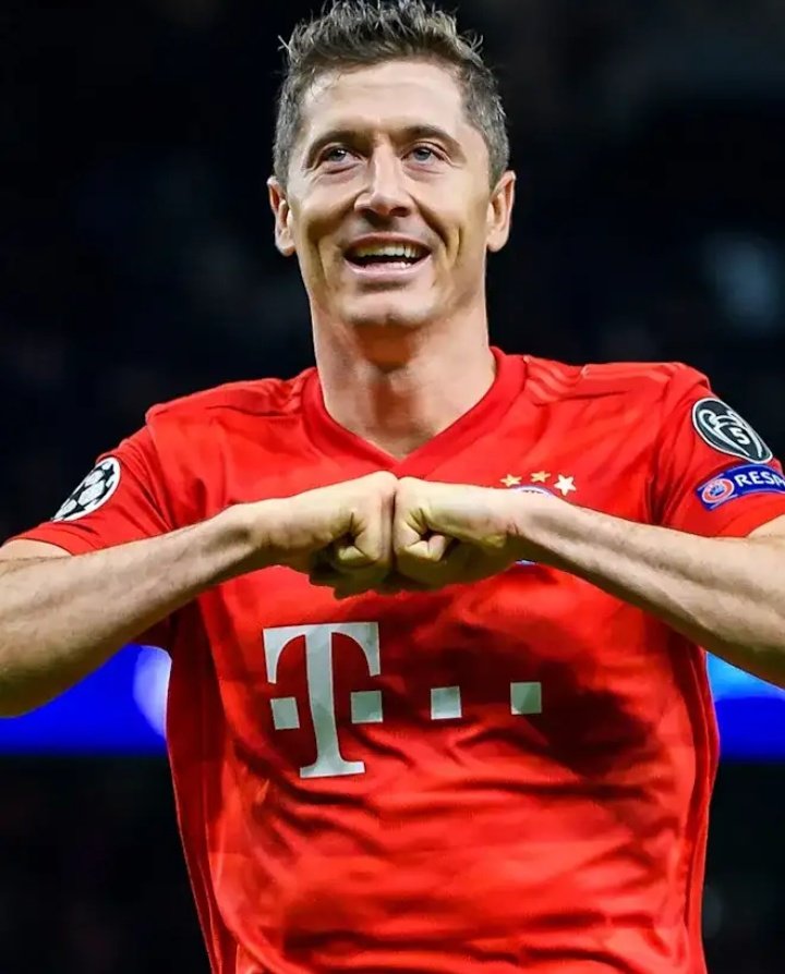 Cubzy11's tweet photo. No ballon d'or this year...who would have been your pick #Ballondor2020 . https://t.co/IPpAccJ2Lp