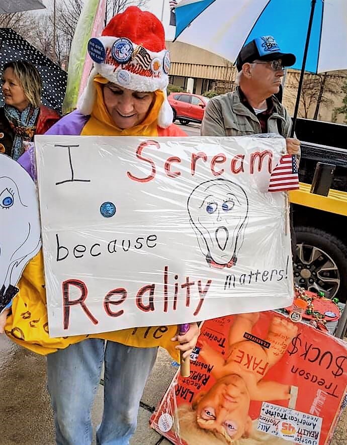 Sbengler's tweet photo. @WendyMeer11 #FreeRealityWinner Ask @JoeBiden to commit to granting USAF veteran + #Whistleblower #RealityWinner a full pardon! #PardonREALITY Trump knows Russia attacked our voter registration systems =WHY he wants NO mail in ballots + appointed a mobster to destroy OUR #USPS !
#MobsterPOTUS https://t.co/jz2fAtoiik