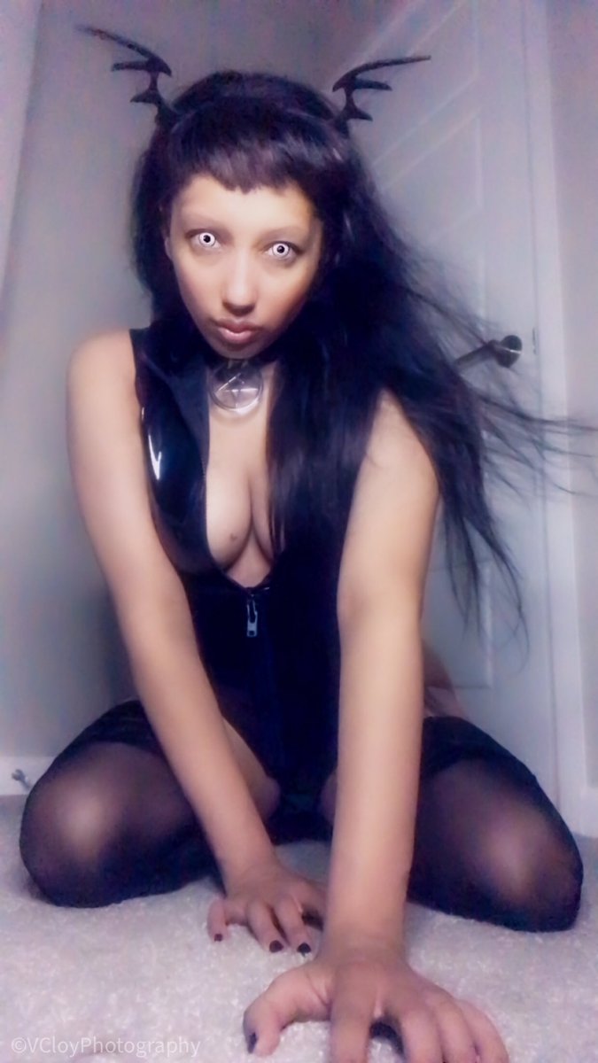 SmittenMeows tweet picture