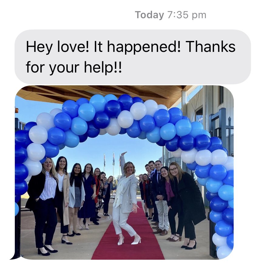 MKWellbeing's tweet photo. Amazing leaders make you feel #KnownValuedCaredFor
Such a wonderful gesture from the inspirational @LKylieb on the opening day of Jordan Springs Public School. My heart is full 💜@Gardner_Tim1 @kember_toni @JoGardiner11 @CathyBrennan1 @MichelleSaid5 @TimLorking @Kazzielee1 https://t.co/Aj1XdMqh1k