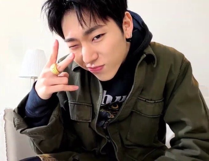 kapopify's tweet photo. 🔴KOZ Entertainment ha comunicado que #ZICO #지코  se irá al servicio militar obligatorio el próximo 30 de julio🔴
❤FIGHTING❤ https://t.co/ECkBGm77R3