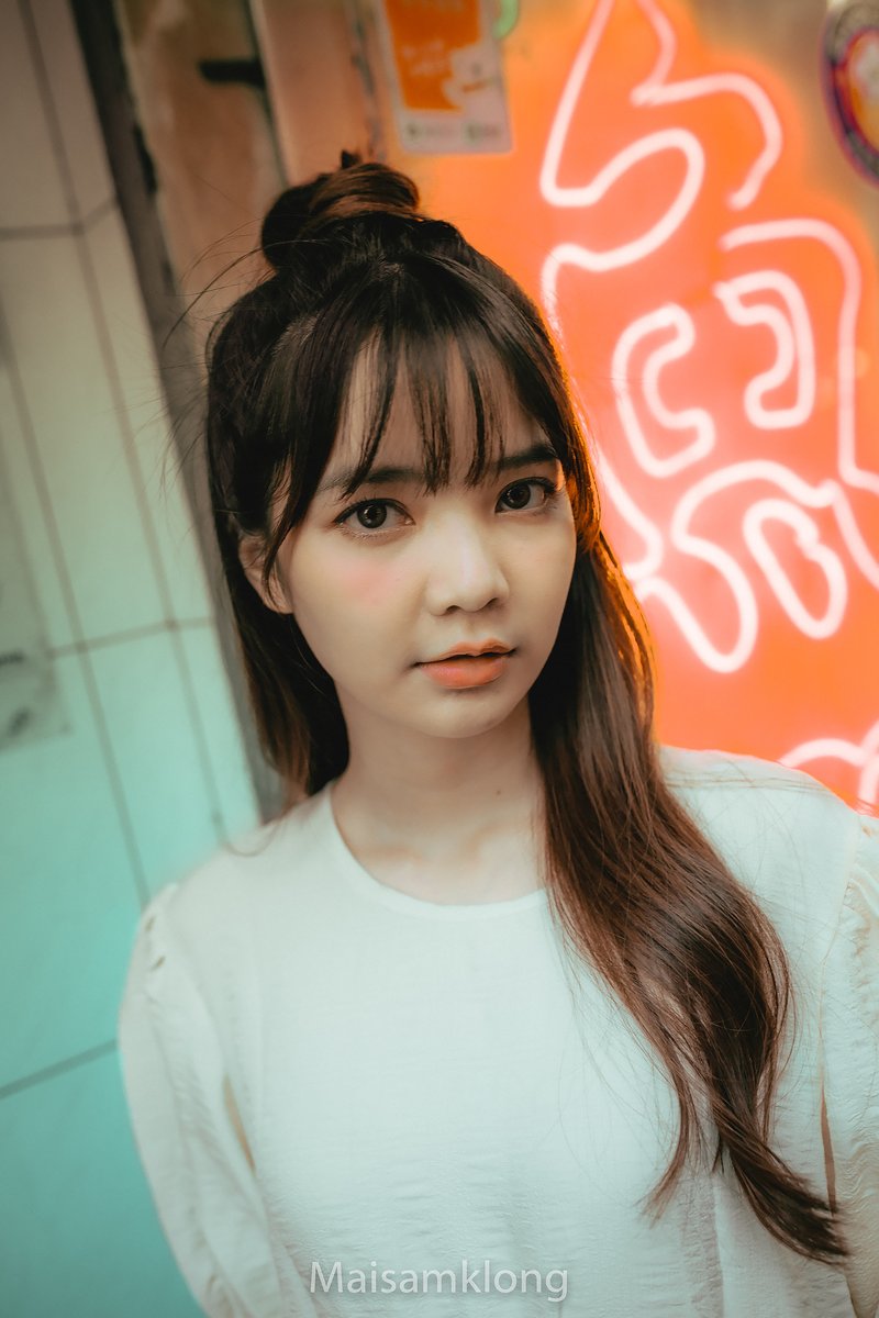 maisamklong's tweet photo. Naughty

Page : https://t.co/5rPuyH9T2X

Her : anna.taimeili 

#AnnaTaimeili #canonphotography 
#girls #cute #portraits #portraitphotography 
#แอดถือกล้องไปถ่ายยีราฟ #ไม่ซ้ำกล้องไม่ซ้ำเมม https://t.co/w6EySRJt03