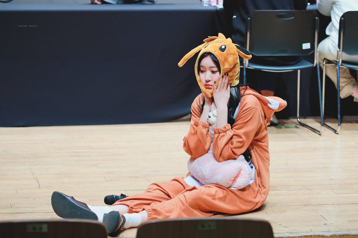 tendernight97's tweet photo. 200112 
깜쯱큐트이부이
#모모랜드 #제인 #MOMOLAND #JANE #モモランド #ジェイン   
(˶‾᷄ ⁻̫ ‾᷅˵) https://t.co/t3p4heXJWU