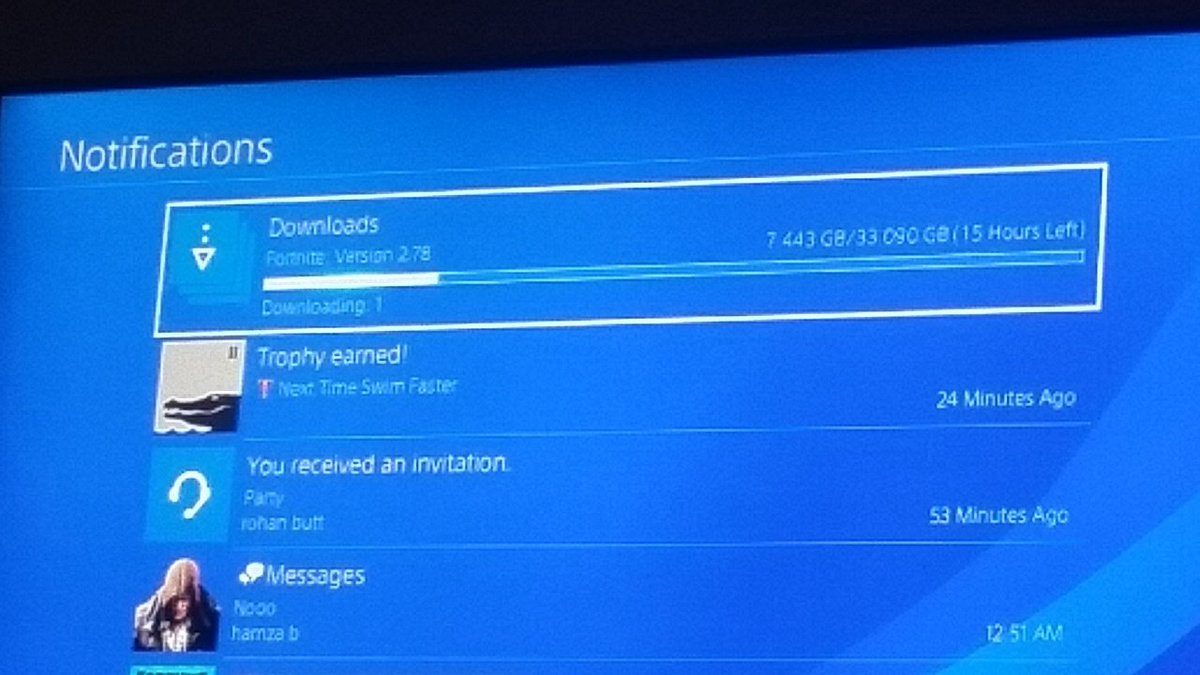 Subhanplays's tweet photo. @FortniteStatus Epic what is this im updating and this is whats its showing me https://t.co/wHx9Rje4pw