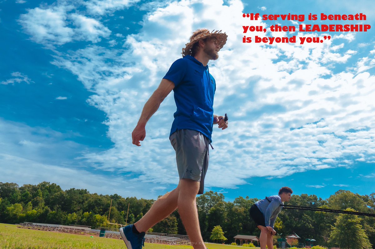 HHHTacklingAcad's tweet photo. โIf serving is beneath you, then LEADERSHIP is beyond youโ #THTA
#Football #Rugby #Sports #SportsPerformance #TackleIt #TackleBetter #Performance #HeadUp #HitLow #HoldOn
@UnderArmour @UAFootball @fox40whistle https://t.co/EAo82qpEAK