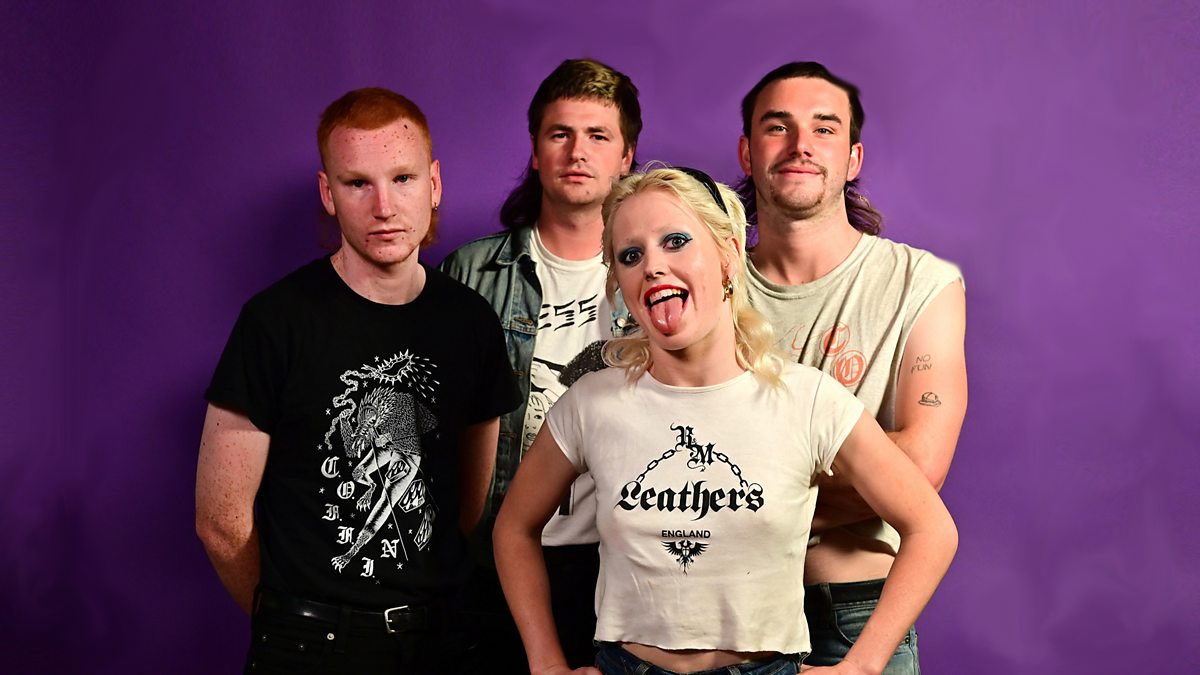 ~AMYL AND THE SNIFFERS~From Melbourne, Australia (this + last two suggested by  @FaithlessAlbion :D)