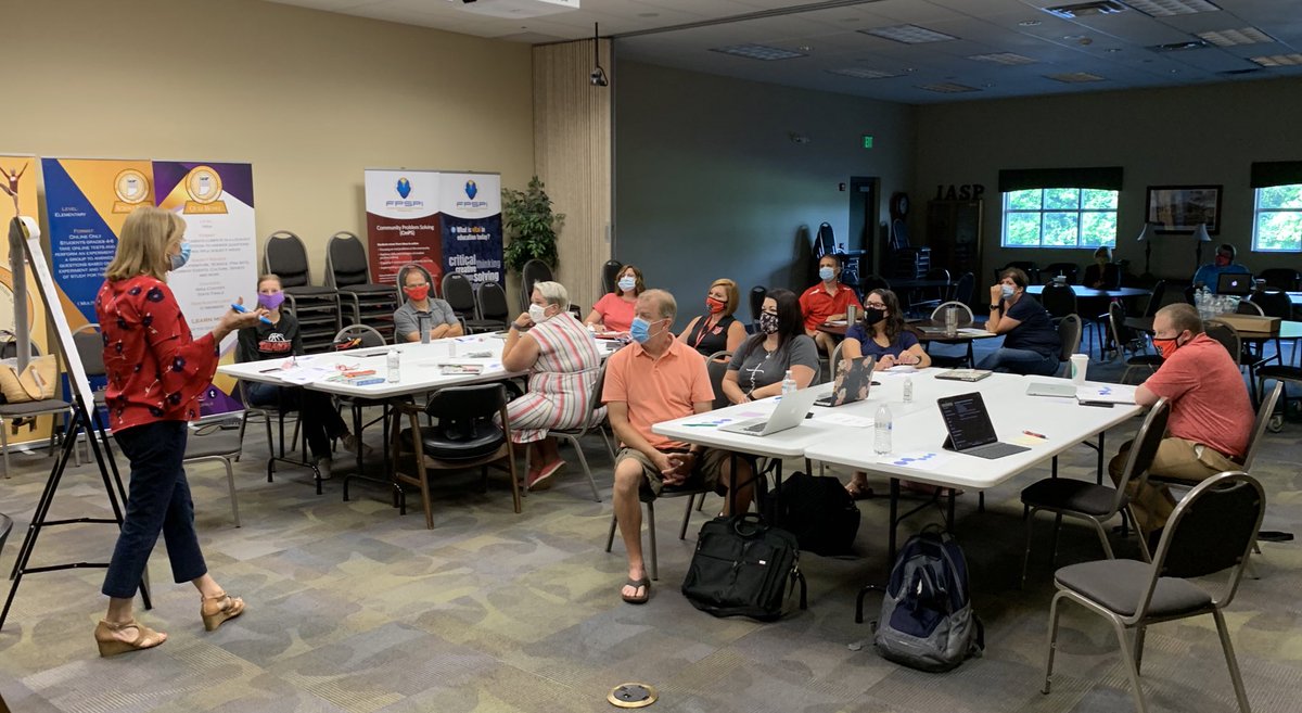 VoelzJames's tweet photo. Great training at the IASP conference center with the NPHS leadership team. Building trust is the key to a team’s success!! @SouthernHancock @llantrip @MrsAmyDawson @MitchanerNPHS @INPrincipals #WeAreDragons #nphspride https://t.co/Cu1yJ1SNMc