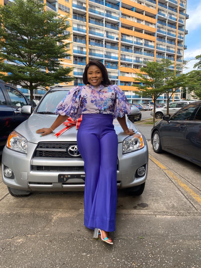 BolarsM's tweet photo. 🎼🎵Awa Lolo pe awa ma Lolo pe oooo 🎶🎵ewa wo ise baba🎤🥁 ewa wo ore baba laye wa 📢🎺awa ma Lolo pe oooo🔉📯🎻🥁 @BolanleOfficial more wins darling 💕💕
#BOBNationKeyit
#GodShowedup
#BolanleRav4
#HatersinDenial https://t.co/kAXAAPLruF