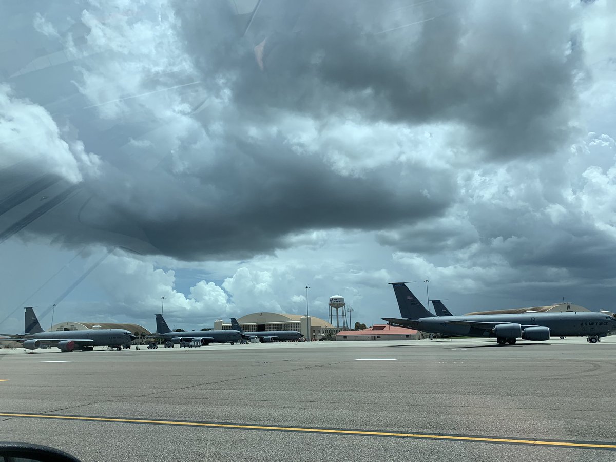 TampaJay_'s tweet photo. #thingsiseeatwork https://t.co/J5yEZ726sj