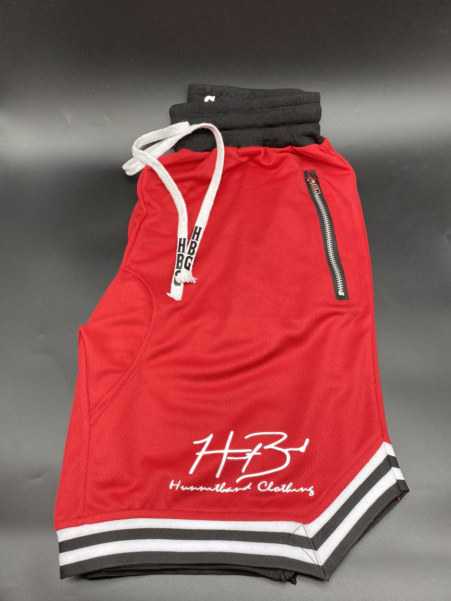 Due2e_D's tweet photo. Hunnitband Clothing Varsity Shorts 

*PRE-ORDER NOW* $45
*OFFER ENDS AUGUST 1st*
(prices will go up following pre-order)

*All Sizes Available*
*DM TO ORDER*
*WORLDWIDE SHIPPING*

#HBGCLOTHING 🔥

$ Via Cash Via Cashapp Via Apple Pay 

#supportblackownedbusinesses https://t.co/1k24byHDVE