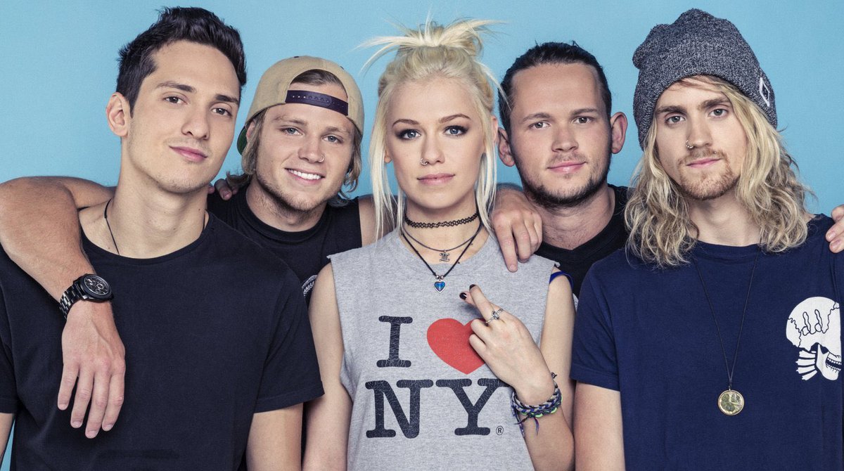~TONIGHT ALIVE~From Sydney, Australia