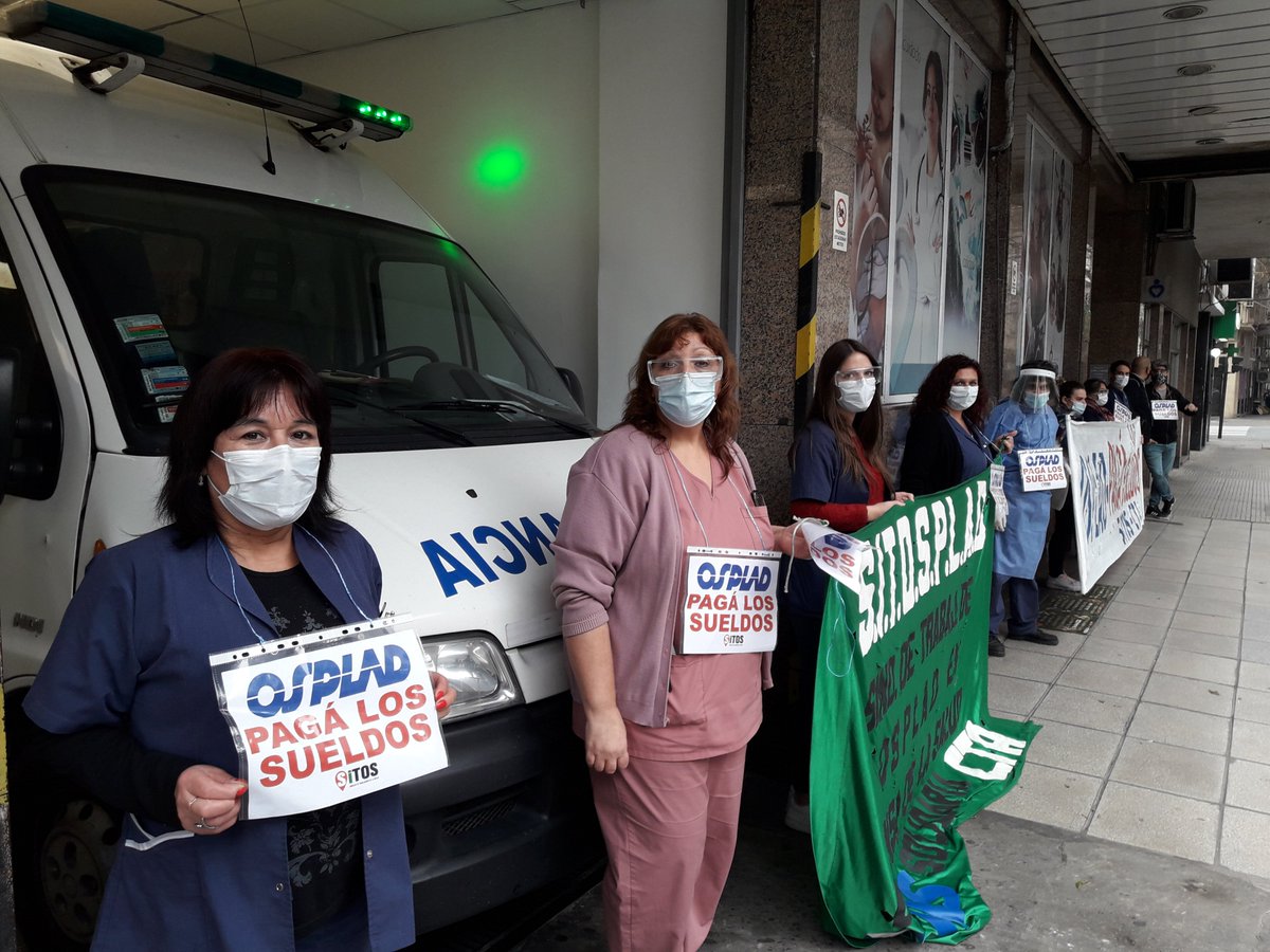 #ospladpagalossueldos
<a href="/marianoemartin/">Mariano Martín</a> <a href="/MauriElbueno/">Mauricio Polchi</a>  <a href="/aleberco/">Alejandro Bercovich</a> <a href="/ginesggarcia/">Gines González García</a> <a href="/alferdez/">Alberto Fernández</a> 

21/7 ABRAZO AL POLICLÍNICO DEL DOCENTE