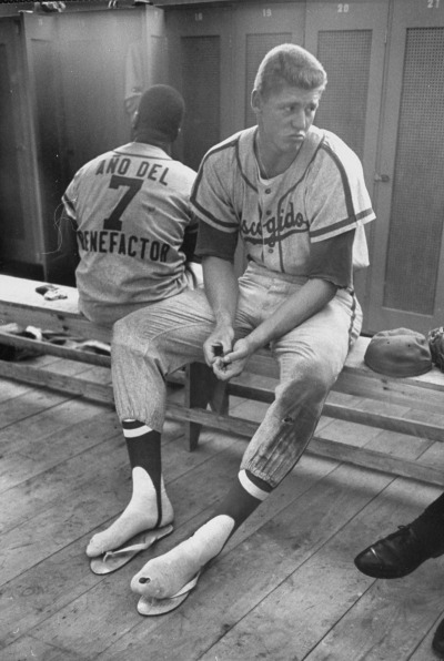 Hospedado en el Hotel Paz, era famosa su ración de desayuno que incluía entre otras tonterías una docena de huevos sancochados. Conectó 9 HRs en un ratico, incluyendo uno por encima del paredón de los 411. En MLB tuvo su pico entre 1967 y 1970 con los Senadores de Washington.