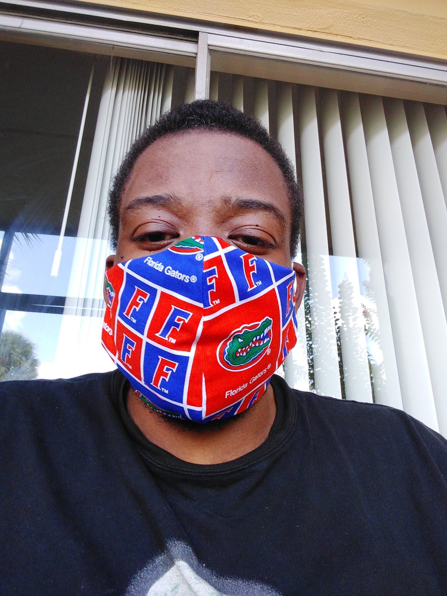Zaybrown76Brown's tweet image. How my new mask look @FloridaGators #GatorNation