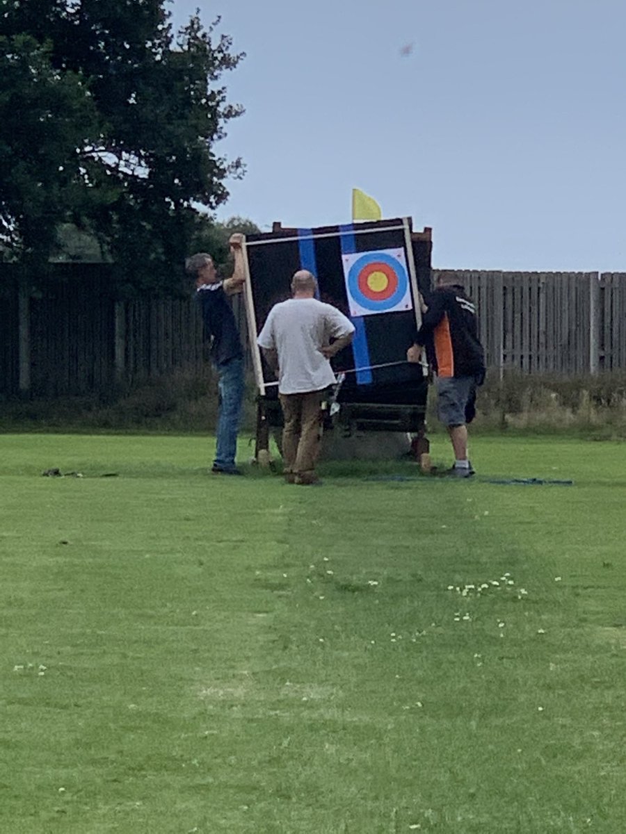 Looks like I’ve shot the boss out #rotation <a href="/LAOFACUK/">LAOFAC</a> <a href="/archerygb/">Archery GB</a> <a href="/PSEBows/">PSE Archery</a>