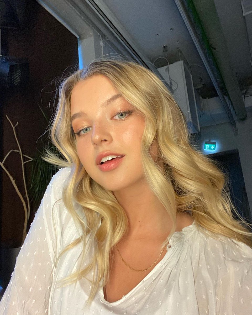 Updates Joalin tweet media