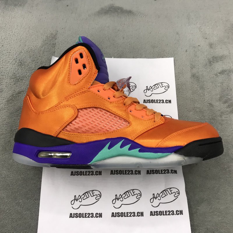 LynnGiveaway's tweet photo. Air Jordan 5 “Fresh Prince” 

#hotkicks #jordan5 #aj5 #retro5
#jordan5s #kickstagram #sneakers #kicksoftheday #nicekicks #complexkicks #jordan
#airjordan #solenation #shoeporn
#nike #JordanDaily
#kicksonfire #sneakerwatch
#instakicks #thesolefirm
#sneakerspics #sneakerhead https://t.co/oL6VkywFpc