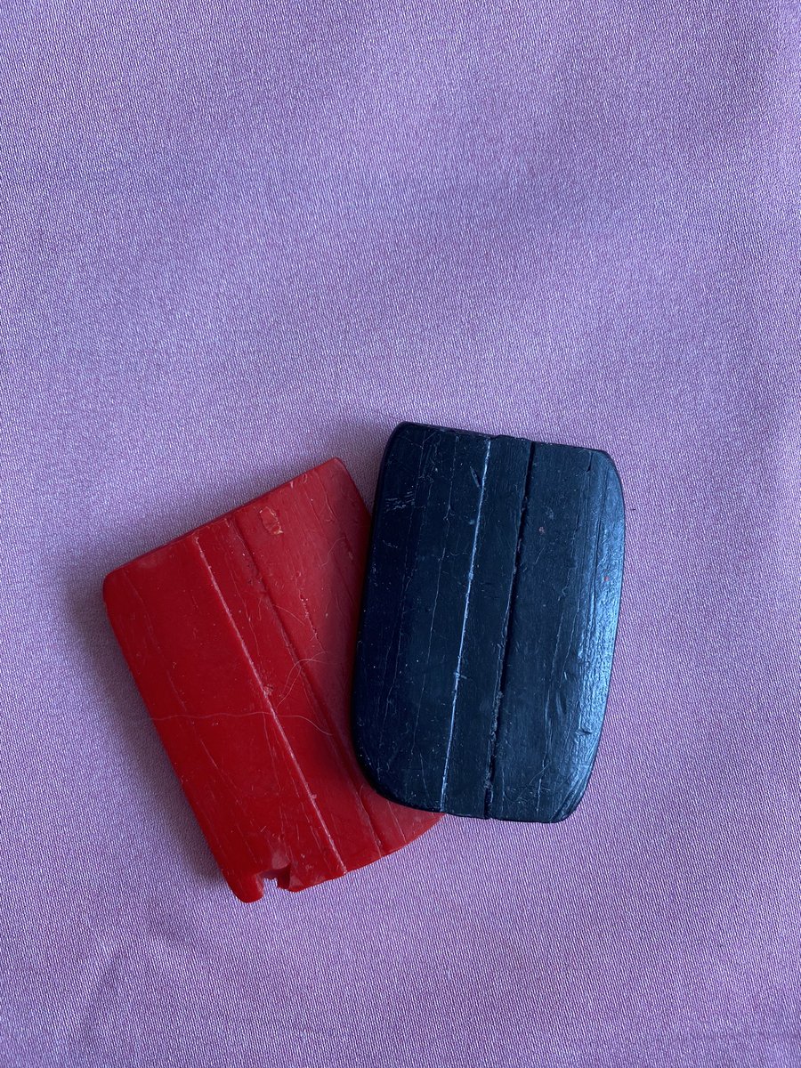 To cut bias, you want to mark off your lines with either a dress makers’ pen or tailor’s wax, not chalk. You want this to sta on while you work with it.