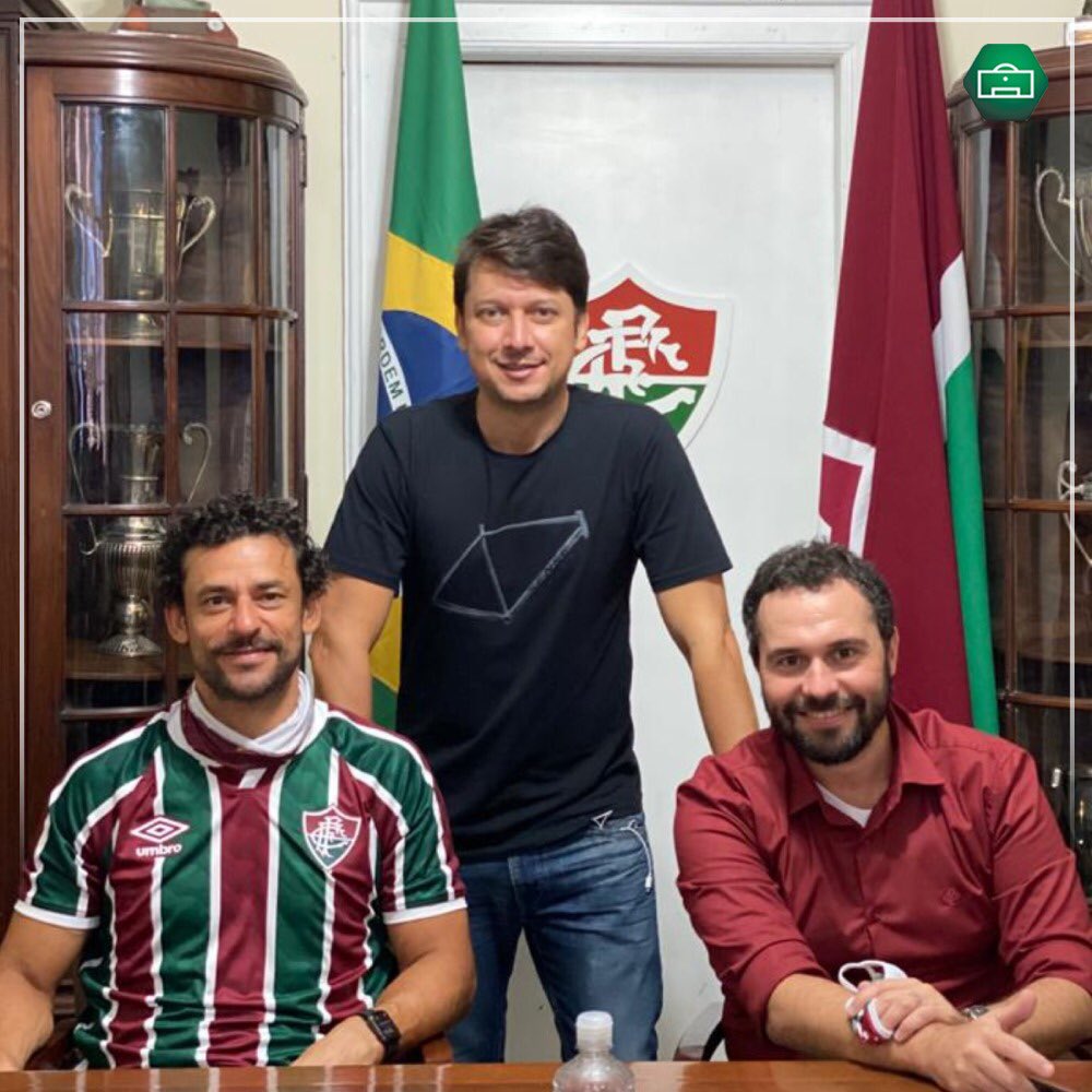timefrancismelo's tweet photo. Salve o querido pavilhão! Hoje, o @FluminenseFC, um dos maiores e mais tradicionais clubes do nosso futebol, completa 118 anos de história e muitas glórias. É com satisfação que nós, do #timeFrancisMelo, parabenizamos o Tricolor das Laranjeiras. Parabéns, Fluzão! 🇮🇹 #Flu118Anos https://t.co/XogGBAVa1p