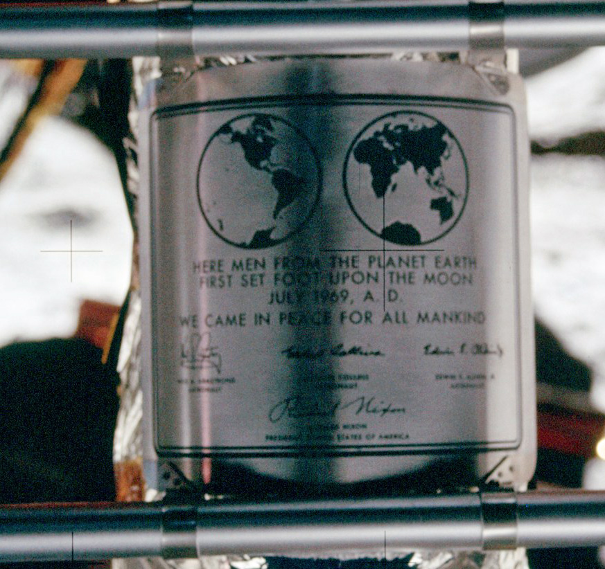 engineers_feed's tweet photo. This day on July 21, 1969 – Apollo program: At 02:56 UTC, astronaut Neil Armstrong becomes the first person to walk on the Moon. https://t.co/pS2cl3nHkw