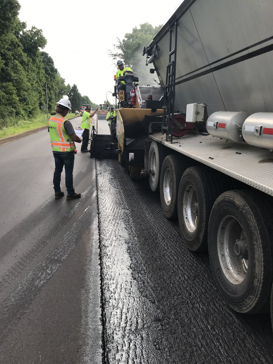 MDOT_Southwest's tweet photo. #MDOT paving is almost complete on M-51 paving between #Dowagiac and #Niles. Construction is on schedule for completion by the end of the week!
https://t.co/zQlywzwakF https://t.co/aHBXecemWb