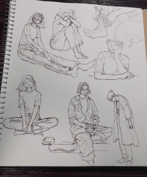 少し前に好きな雑誌見ながらかいたやつ出てきた 