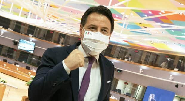 darius7715's tweet photo. "Se io posso cambiare... Se voi potete cambiare... TUTTIMMONDOPUÒCCAMBIAREH!!!"
#RecoveryFund 
#UE 
#Italia https://t.co/t9Iqz07Ga4