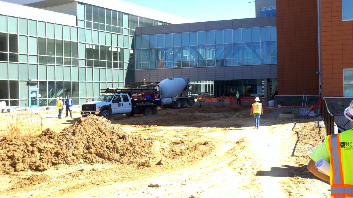 WeAreQTL's tweet photo. Q-SET and Q-VAULT discretely power the landscape lighting outside this Virginia Hospital.
Location: Fort Belvoir Community Hospital
Products: Q-SET and Q-Vault
Rep: @LEnvironments
Specifier: HDR
#QTran #EnlightenedThinking #QSET #QVault #DirectBurial #PowerSupplies https://t.co/uULWStcL5v