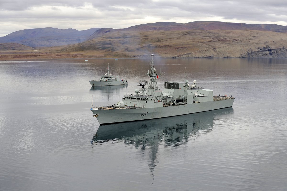 Royal Canadian Navy tweet media