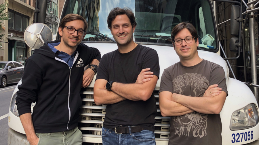 crunchbasenews's tweet photo. SmartHop secured a $4.5 million seed round to develop a tech-enabled dispatch tool to help small trucking companies grow their businesses. https://t.co/ENKpZucC6O https://t.co/nvQfCbYXAK