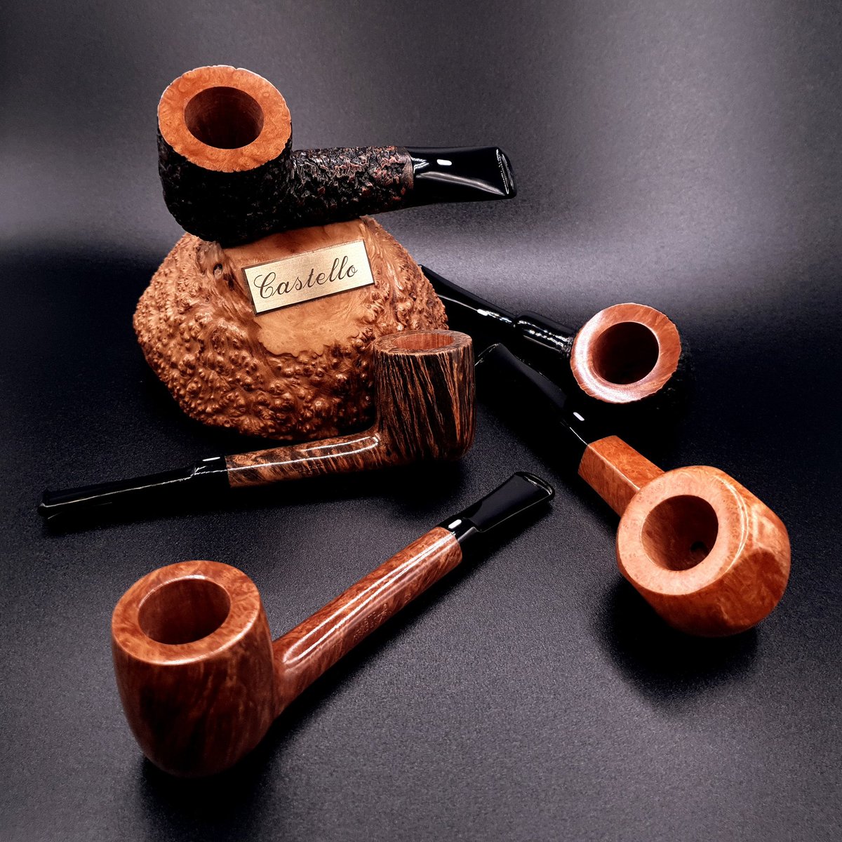 CASTELLO
.
#castellopipes #pipecastello #pipesmoking #handmade #pipecollection #pipeclub #slowsmoke #pipesmokingcommunity #pipe #elegance #gentlemanstyle #smoke #smoking #fincato #fincatolacasadelhabano #lacasadelhabanoroma #roma