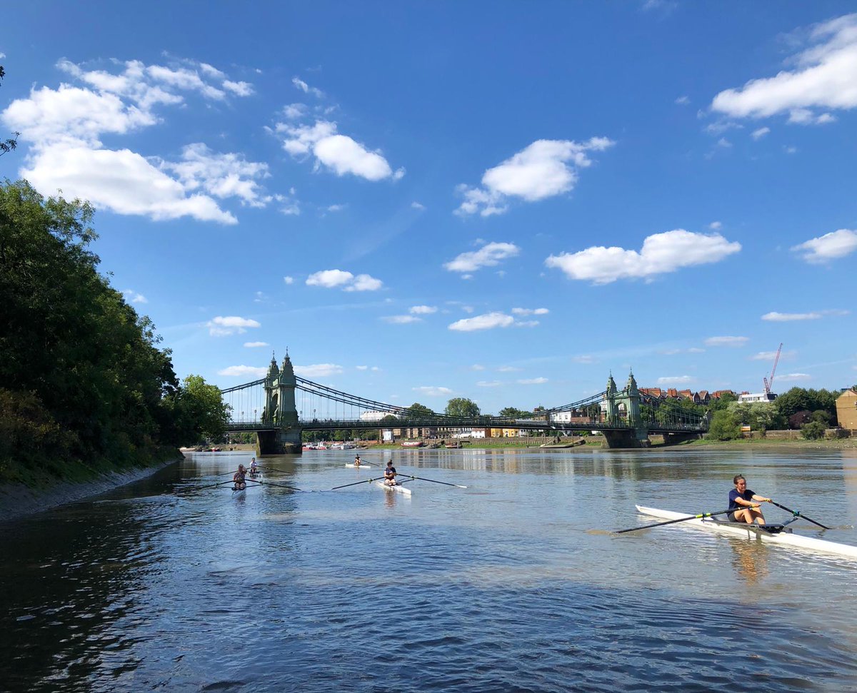 SHHSHammersmith's tweet photo. Great to see our Y10s and 12s keeping up their training @FulhamReachBC during the summer weeks! Still some spots for Y11s! #rowingforeveryone #shhsrowing https://t.co/gEQPH21OgU