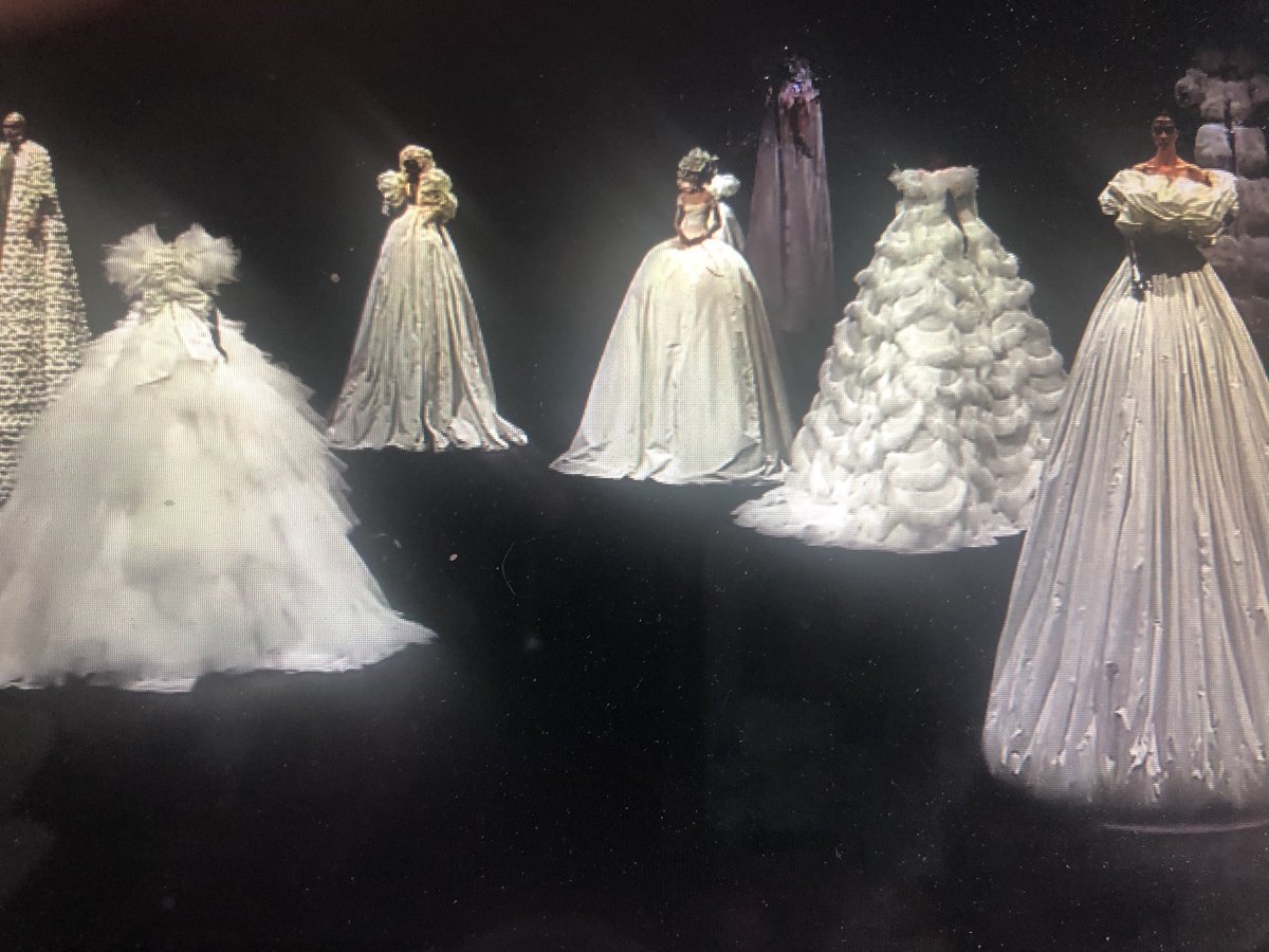 Angels? Doves? Something lovely, with echoes of past and future, at Valentino Haute Couture.