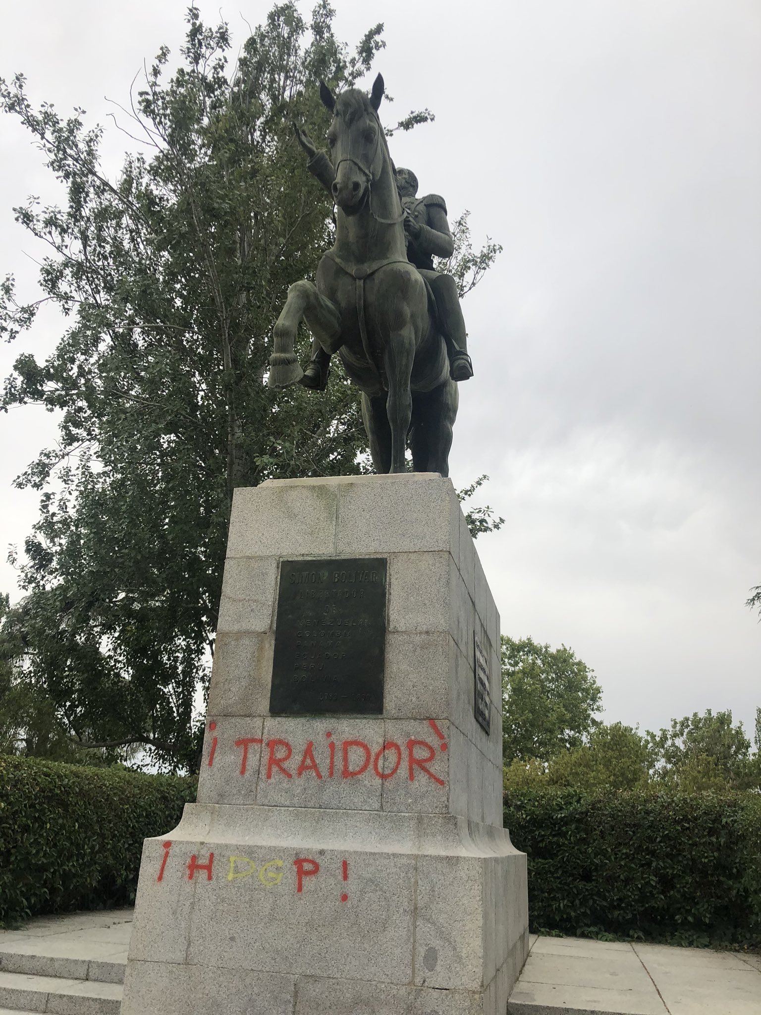 Estatua de Bolivar en madrid