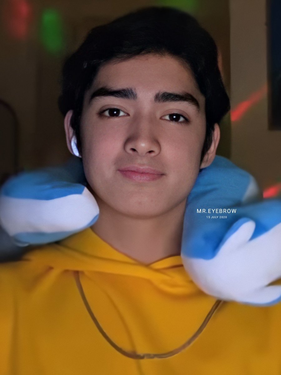 MrEyebrow14's tweet image. [15 JULY 2020]

@patrickquiroz_ as Seph #HelloStrangerEP4 @Black_SheepPH @riseartistsph