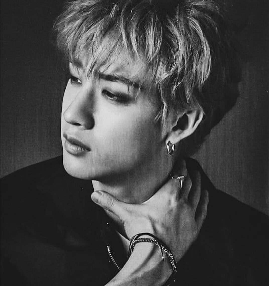 Bang Chan as a fallen angel (mostly b & w)A dangerous thread: #Stray_Kids  #BangChan  #threads