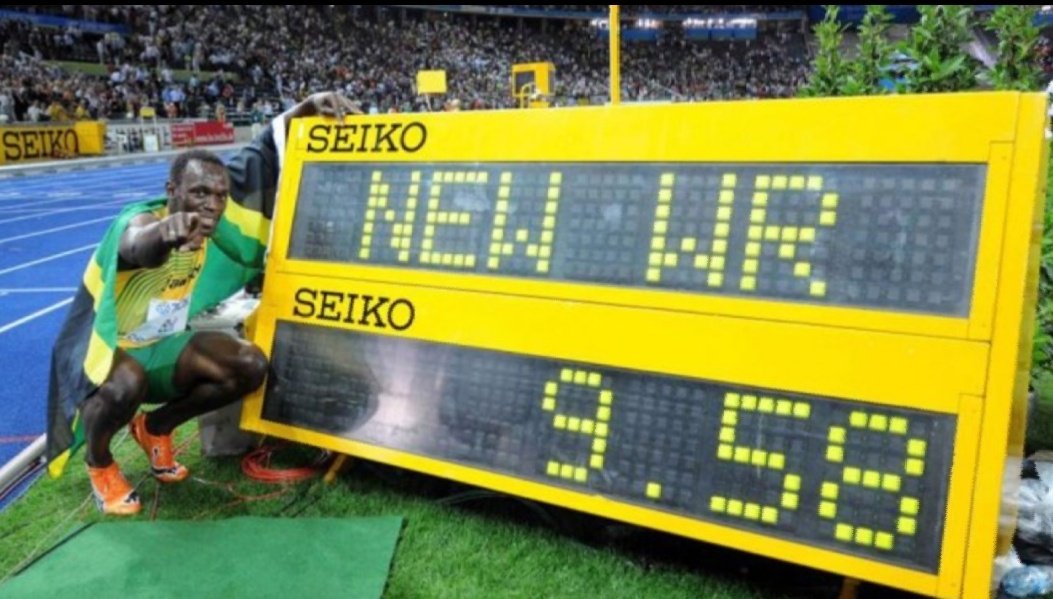 ...du monde de sprint au 100m aux championnats du monde de Berlin. Il pulvérise le record qui etait détenu par un Carl Lewis ou un Jesse Owens, avec un temps de 9,58s.