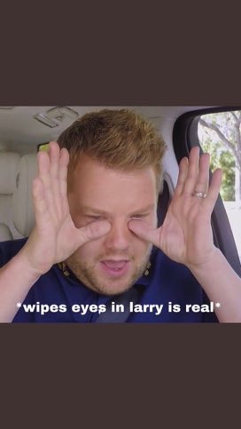 goIdennialI's tweet photo. harrys last name starts with s and louis first name ends in s💚💙💚💙💚💙💚💙💚💙💚💙💚💙💚 https://t.co/dB0rkFpXOB