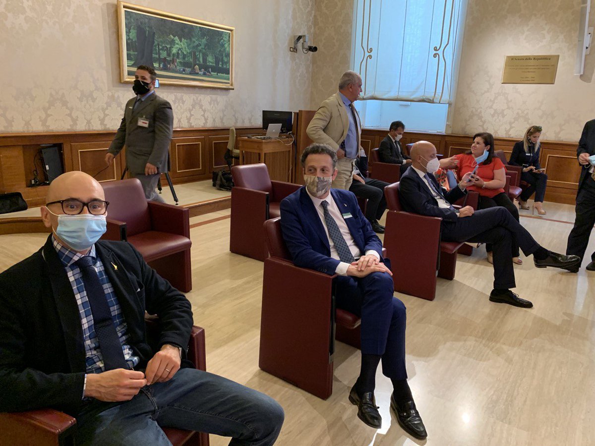 GiulioCentemero's tweet photo. 🔵Con @A_Gusmeroli alla conferenza stampa organizzata dalle Associazioni nazionali dei Commercialisti per manifestare il nostro sostegno alla categoria!!
#ADC #aidc
#ANC #ANDOC
#FIDDOC
#SIC
#UNAGRACO
#UNGDCEC
#UNICO https://t.co/NpSZEjF2xT
