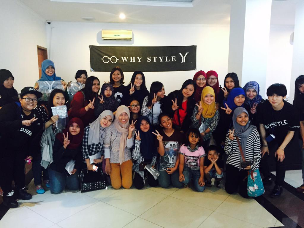 DHTOWNGLOBAL's tweet photo. 2015 💙💙 miss you @Kjjzz oppa #SUPERJUNIOR #ss6jakarta #whystyle https://t.co/L2fSb2HYZs