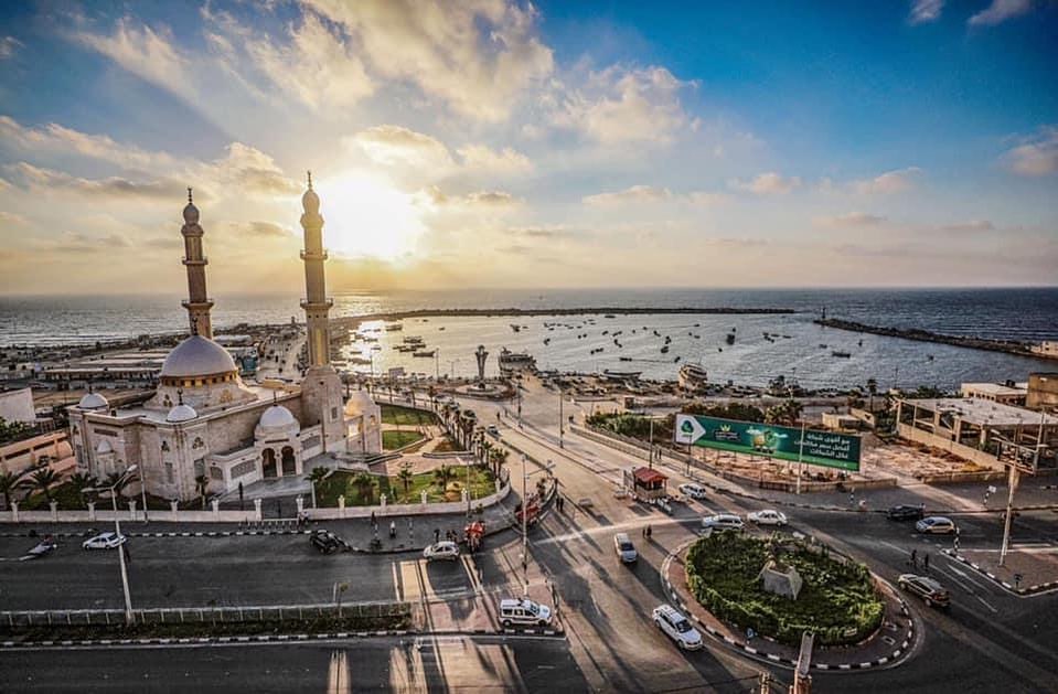 WeAreNotNumbers's tweet image. #Gaza is beautiful with its sea, nature, people, and simplicity. Despite the struggles and the siege, it is a small window from which we see the world, and from this place, we send the whole world our love.

Photo by: Yasser Gudih