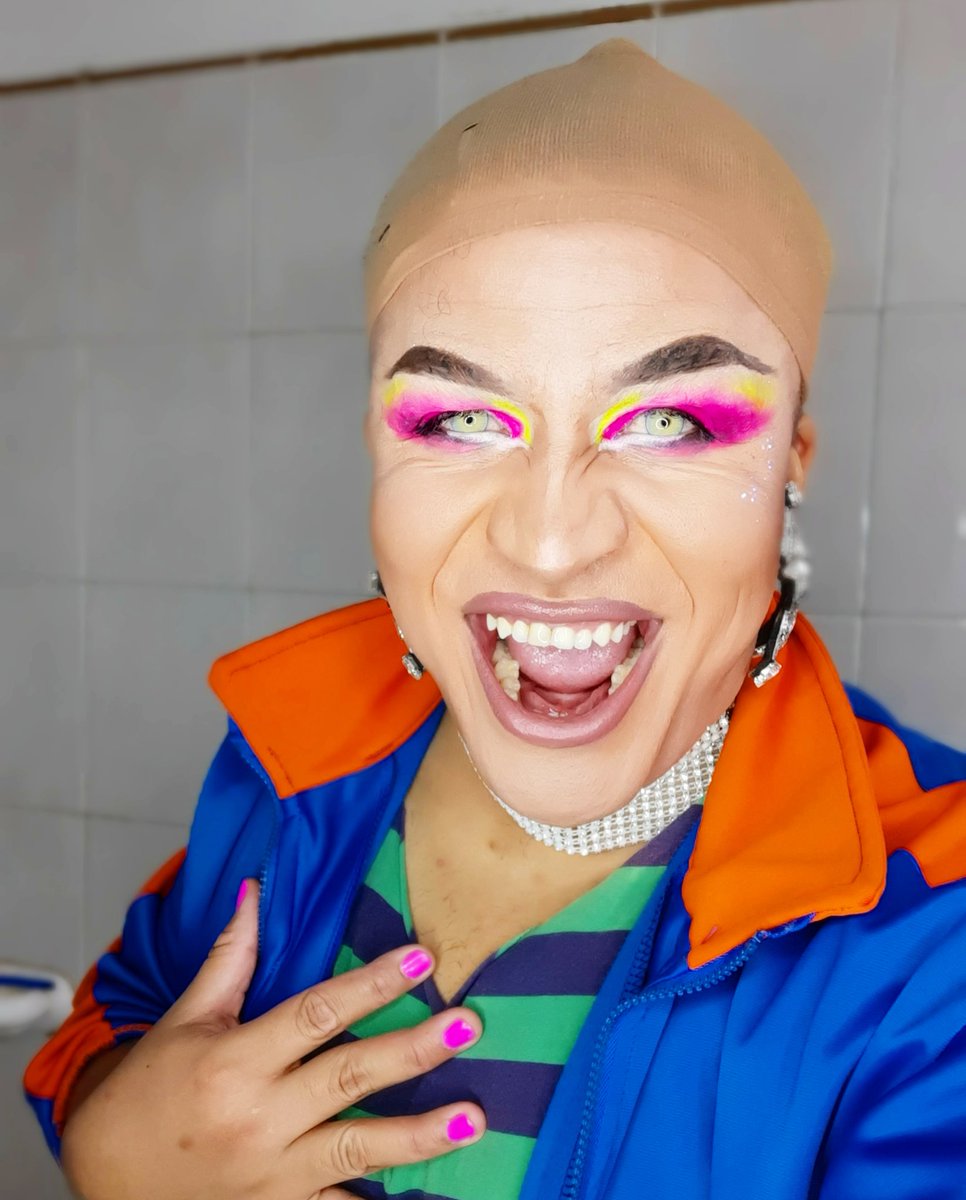 leonlaion_'s tweet photo. Todo lo que quieras puedo ser, todo lo que desees puedo hacer... 💎
#Martes #LaRioja #Argentina #Selfie #Produccion #DragQueen #DragMakeUp #DragCulture #MakeUpDrag #MakeUp #Art #Arte #Maquillaje #Pink #Fucsia #Gym #Fitness #InstaDrag #BioDrag #LoveIsLove #Pride #Show #Lips https://t.co/jFnLSUP6PR