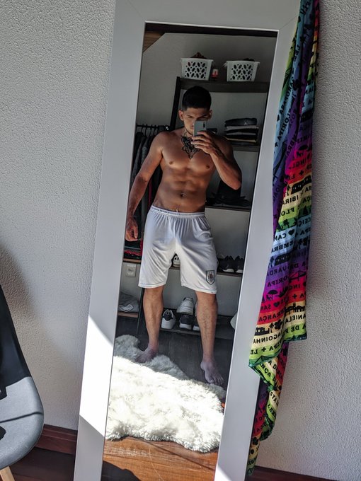 Na engorda... 81kg e aumentando! https://t.co/1jixoAJBtz