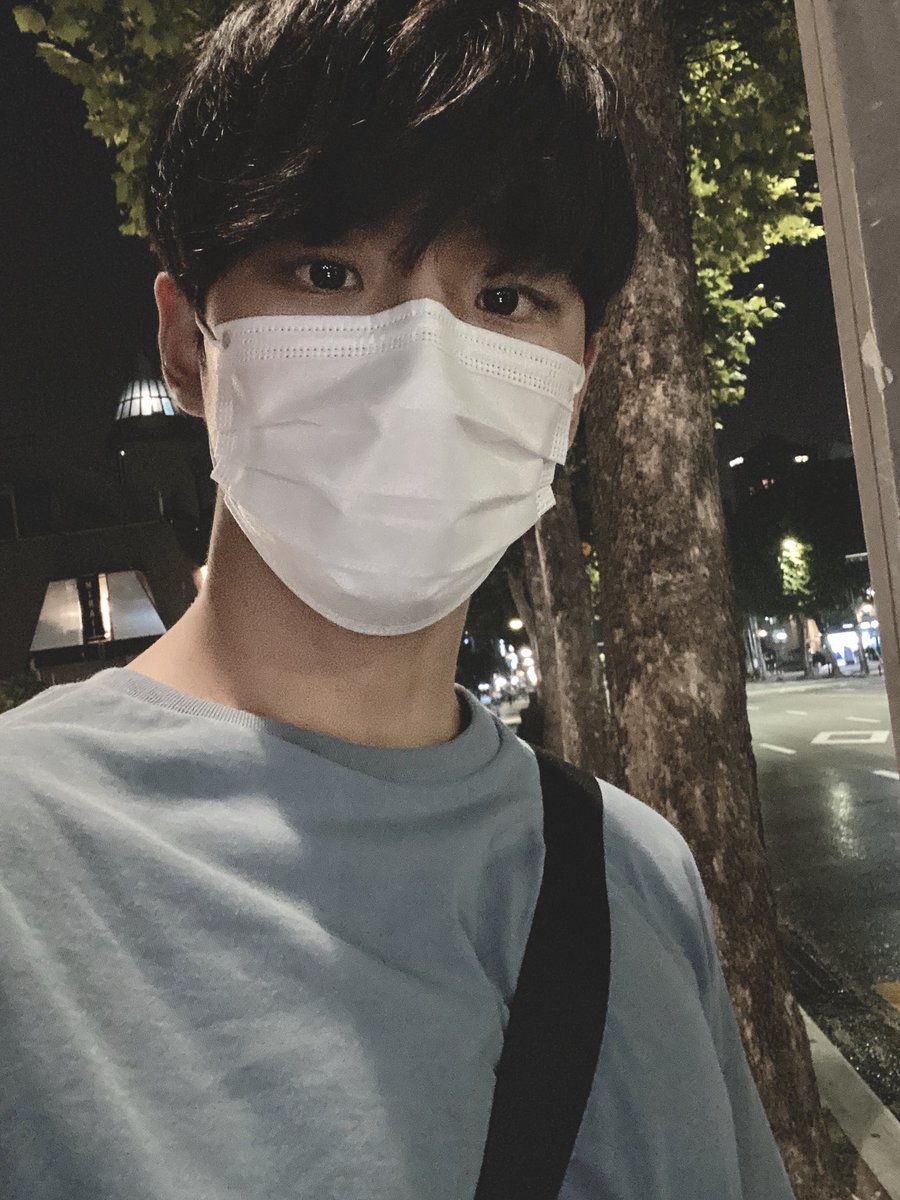 CUBE_PTG's tweet photo. [#홍석] (흔들) https://t.co/UflDCUIupp