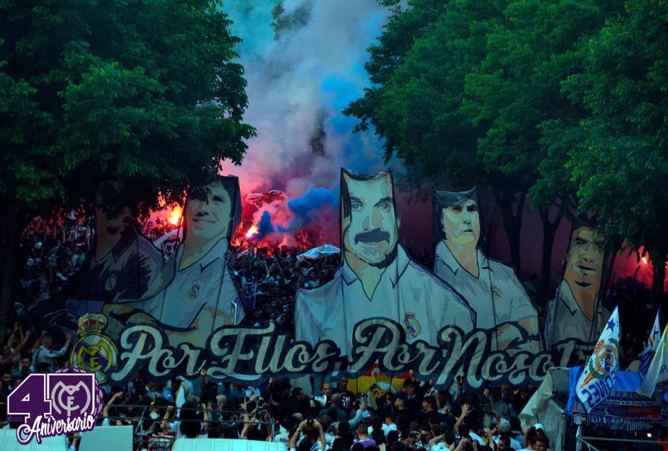 Joris1912's tweet photo. @TristanEmmen overigens zijn ze nog altijd actief maar dan buiten het stadion, zelfs met tifo's etc. dit jaar vieren ze hun 40 jarig bestaan. check @FondoSur_1980 https://t.co/yXFHSdzmTr