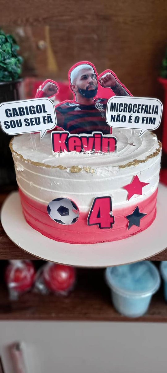 DindaDaMaluu's tweet photo. Gente, esse menino se chama Kevin tem 4 anos e é portador da microcefalia, ele não anda e nem fala (ainda) mas é MUITO fã do @gabigol. Vamos realizar o sonho dele de conhecer o Gabi gol?!!! Tudo pelo kevinhooo
RT POR FAVOR!!!! https://t.co/jAOmCivB4l